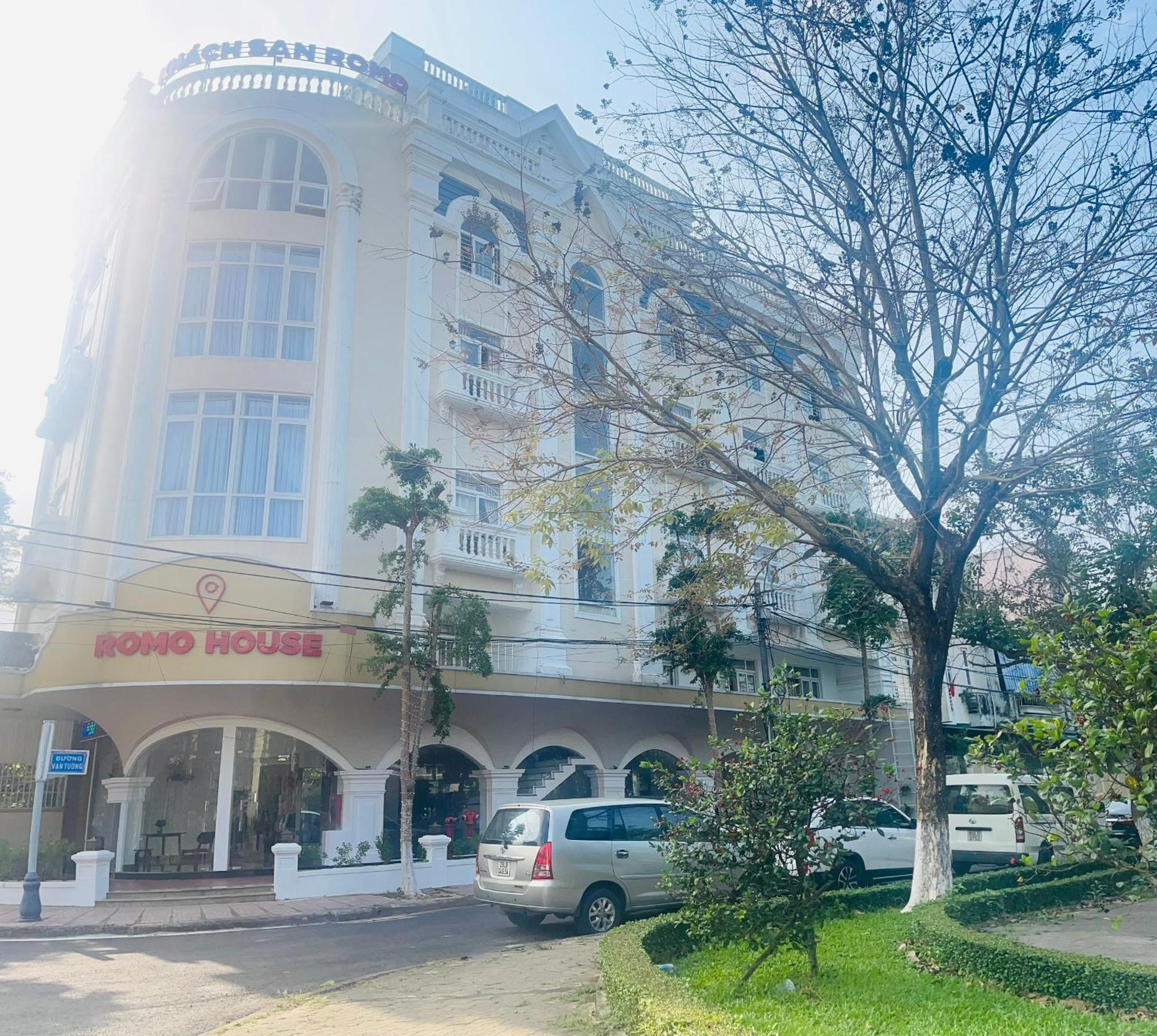 Hotel Khach San Romo Quảng Ngãi Exterior foto