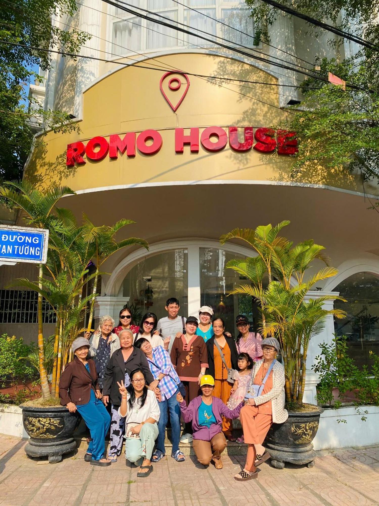 Hotel Khach San Romo Quảng Ngãi Exterior foto